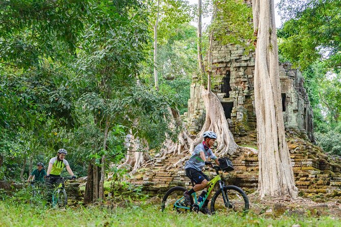 Angkor Bike & Gondola Ride at Twilight - The dragon boat on Angkor Thom’s moat: snacks, cold drinks, and slow time