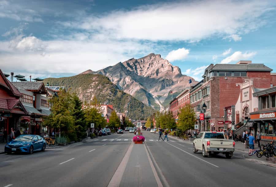 Banff: Banff Town, Gondola, and Johnston Canyon Day Tour - Key highlights that matter (and why)