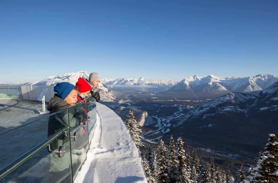 Banff: Banff Town, Gondola, and Johnston Canyon Day Tour - Sulphur Mountain Gondola: the clearest view per minute