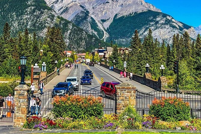 Banff: Gondola, Hot Spring and Three Lakes Tour - Two Jack Lake and Johnson Lake: “Three Lakes” With Different Personalities