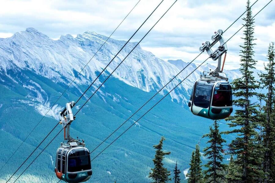 Banff:Lake Louise & Moraine Lake 1/2 Day Tour Canoe/Sightsee - Getting There: Pickups, Vehicle Comfort, and Timing