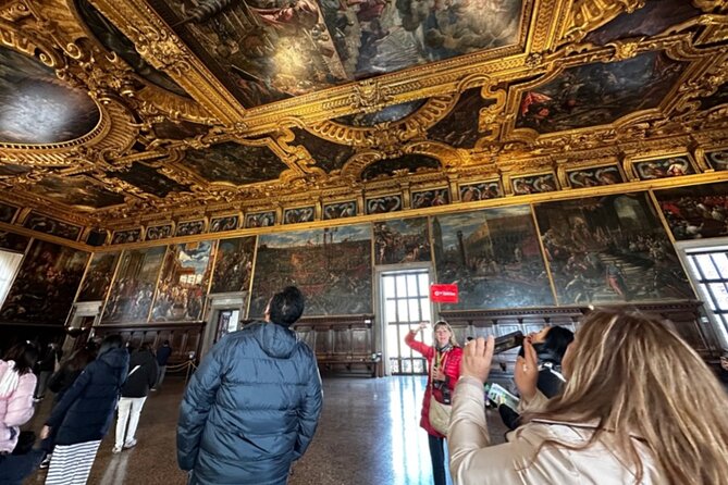 Best Of Venice: Saint Mark's Basilica, Doges Palace with Guide and Gondola Ride - Price and value: when $125 makes sense