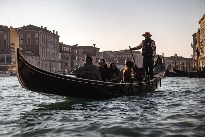 Charming Gondola Ride on the Grand Canal & Gondola Gallery™ - Why This Gondola Combo Works on the Grand Canal