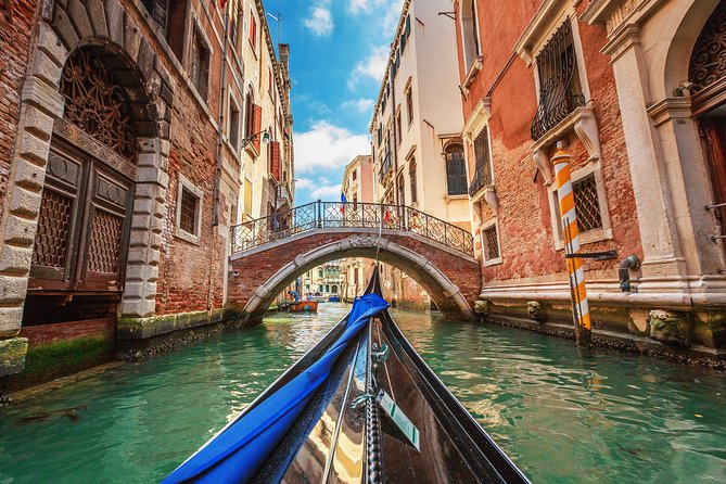 Classic 30-Minute Gondola Ride in Venice - Price and timing: what you’re really paying for