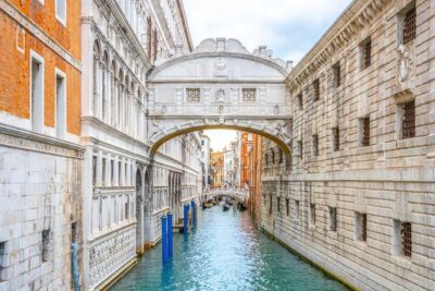 Crafted Gondola Ride under Breathtaking Bridge of Sighs™ - What 45 Minutes Looks Like in Real Life