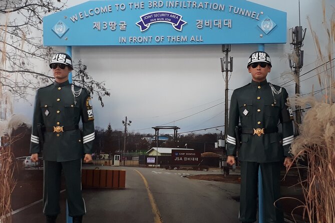 DMZ Guided Tour with Suspension Bridge / Gondola from Seoul - Dora Observatory and Dorasan Station: chasing the North Korea view