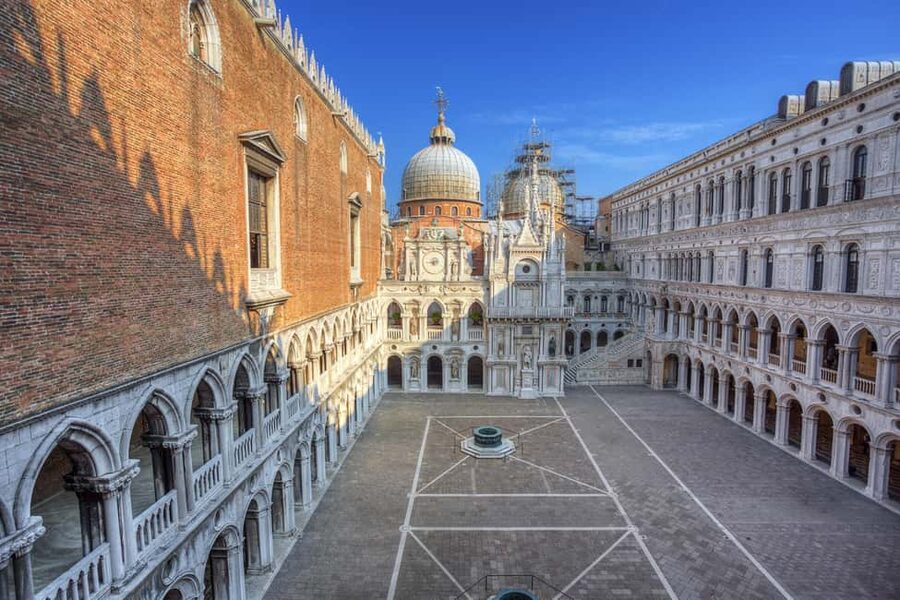 Doge's Palace, St. Mark's & Gondola Ride with Options - Murano and Burano Full-Day Upgrade: Glassblowing and Lace in One Stretch