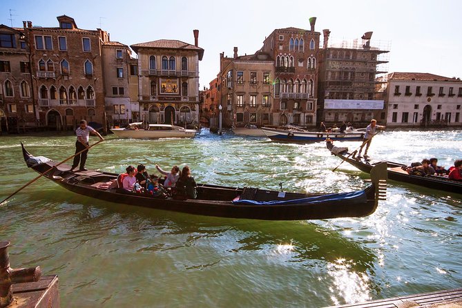 Enchanting Venice: Private Gondola Experience - Key things to know before you glide