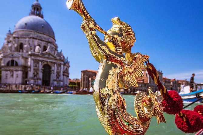 Enchanting Venice: Private Gondola Experience - How a private gondola starts near Traghetto Santa Maria del Giglio