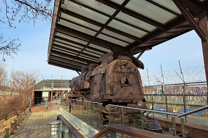 Explore DMZ from Seoul +(optional) Gondola/Red Suspension Bridge - Optional gondola over the Imjin River: when scenery helps the message