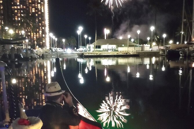 Fireworks Waikiki Gondola Cruise -lots of fun- - Stop-by-stop: Hilton fireworks, Grand Canal water, and Waikiki sights