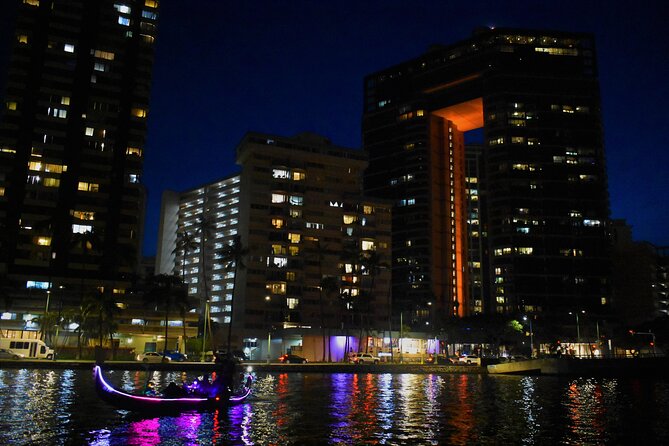 Fireworks Waikiki Gondola Cruise -lots of fun- - Who this cruise fits best (and who might want another option)