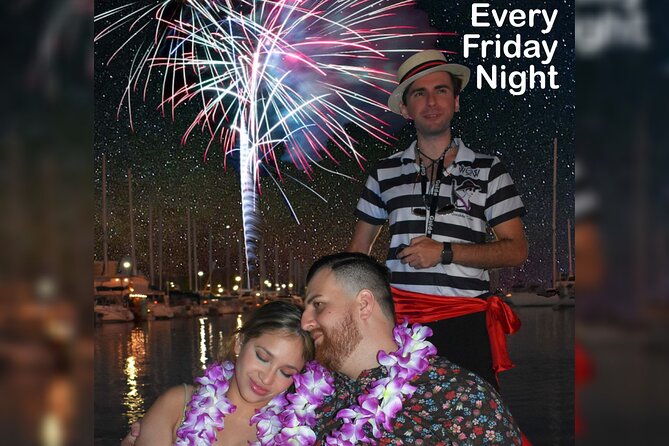 Fireworks Waikiki Gondola Cruise -lots of fun- - Meet at Ala Moana and plan your 7:30 pm start