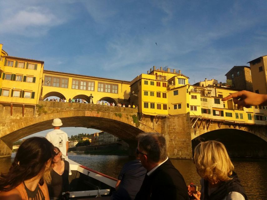 Florence: Guided Gondola Boat Tour with a Glass of Wine - Boarding the barchetto: pole work, no engines, and real river pace