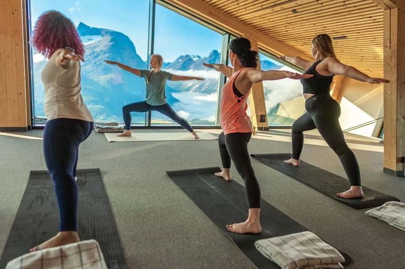 From Åndalsnes: Yoga on Nesaksla Mountain and Gondola Ticket - Should you book it?