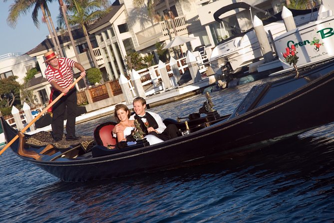 Gondola Cruise through the Coronado Cays - Coronado Cays gondola cruising: the “Venice in San Diego” feeling