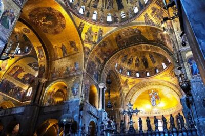 Gondola Ride and St Mark's Basilica Tour - Meeting point in Calle Larga Ascensione (and the crowd factor)