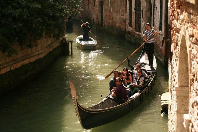 Gondola Ride and St Mark's Basilica Tour - Practical tips to avoid the common headaches