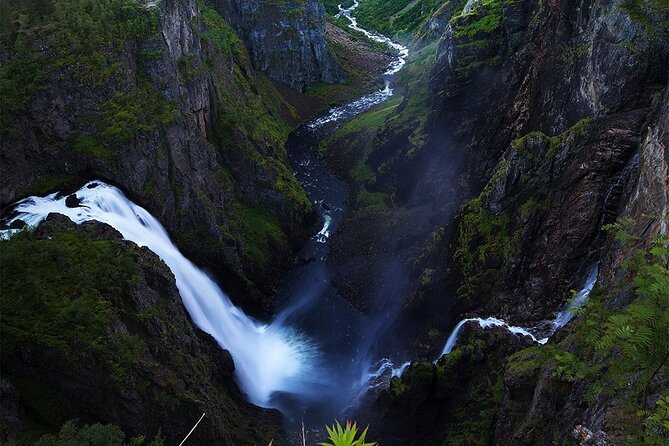 Guided tour - Hardangerfjord, Voss Gondola & 3 Great Waterfalls - Skjervsfossen: The First Waterfall Has a Big, Focused Drop