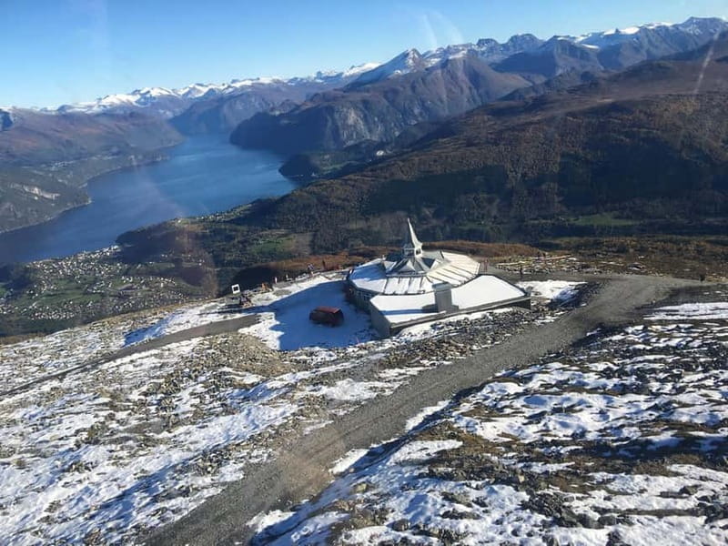 Hellesylt: Fjord to Sky Scenic Escape to Stranda Gondola - The RV60 minibus transfer: the view starts before the gondola