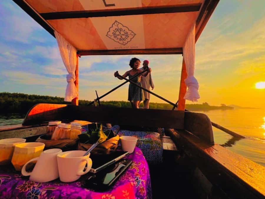 Ko Lanta: Sunrise Gondola Boat Ride with Breakfast - Why a Koh Lanta gondola sunrise feels different