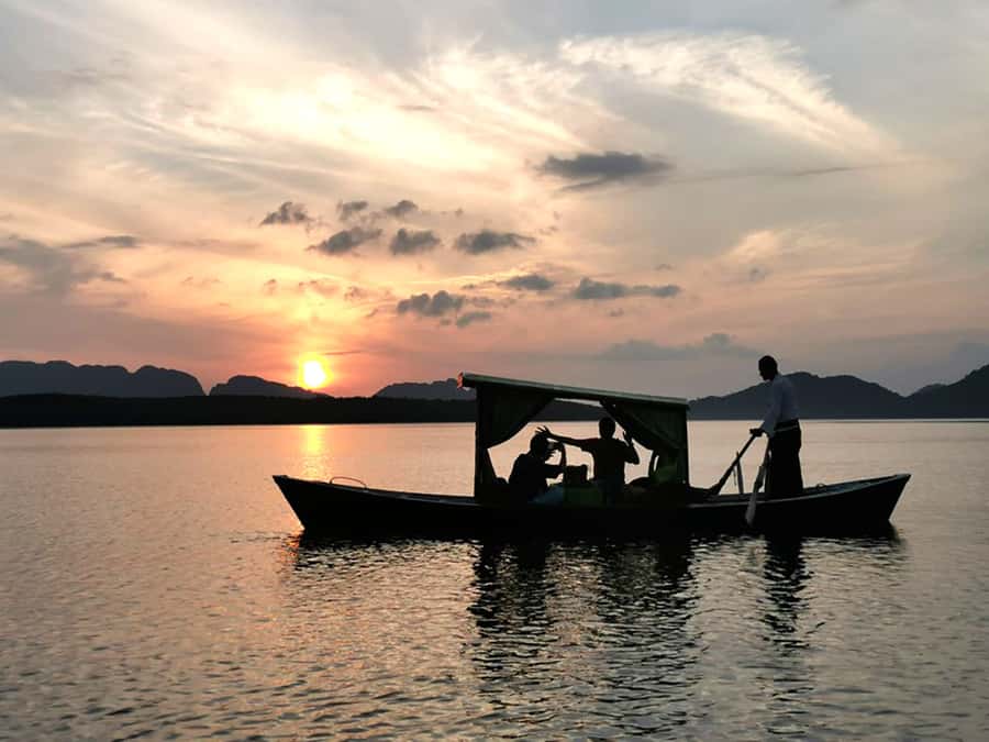Ko Lanta: Sunrise Gondola Boat Ride with Breakfast - Back into the mangroves: macaque time and jungle sounds