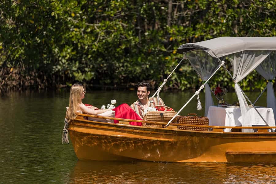 Krabi Private Gondola Cruise with Lunch and Picnic - Pickup, the Private Pier, and a Smooth 90-Minute Rhythm