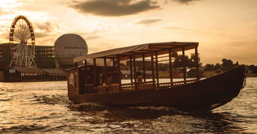 Krakow: Vistula Night Cruise by Gondola w/ Audio Commentary - Key things I’d circle before you go