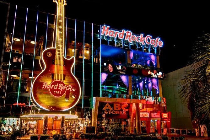 Las Vegas Super Saver: Madame Tussauds with Gondola Boat Ride - On the Water: What the Grand Canal Gondola Ride Feels Like