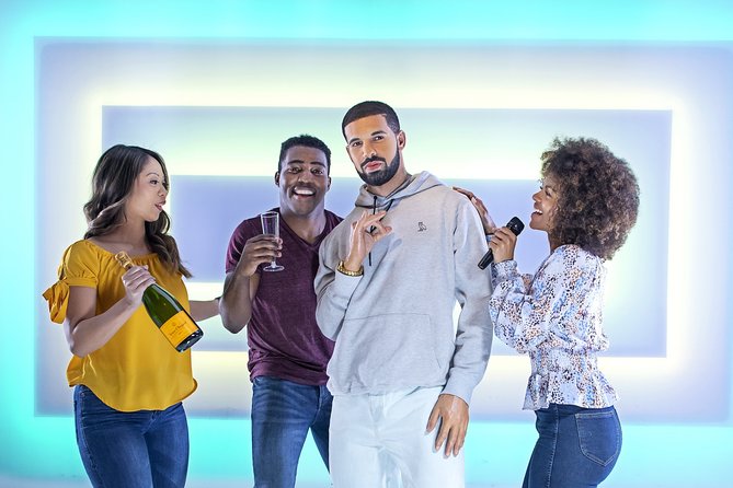 Las Vegas Super Saver: Madame Tussauds with Gondola Boat Ride - The Gondola Reservation Step: In Person, Required, and Time-Slot Real