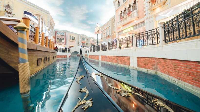 Macau: Venetian-Style Gondola Ride - Who This Macau Gondola Ride Is Best For