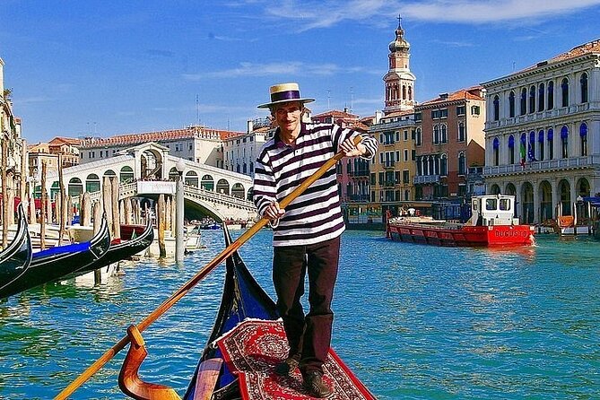 Magical Gondola Journey: Explore Venice's Grand Canal in Style! - The Rio Notes: Lagoon Life, Vegetation, and Seafood Clues