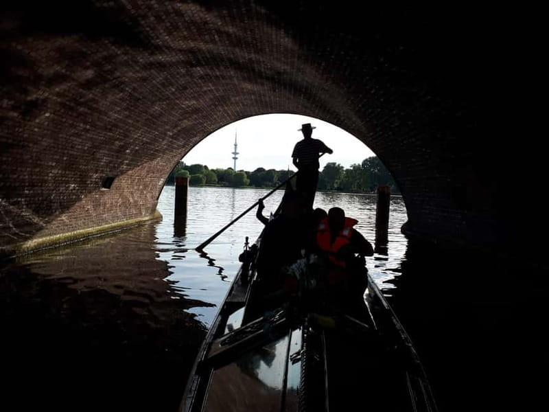 Private Alster Lake romantic Tour in a Real Venetian Gondola - Price and Value: Is $102 Per Person Worth It?