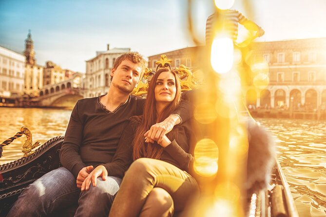 Private Photoshoot on Personal Gondola in Venice - Price and value: what you’re really paying for