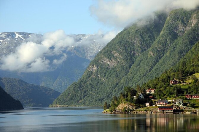 Private tour - Hardangerfjord, Voss Gondola & 4 Great Waterfalls - Key highlights to look forward to