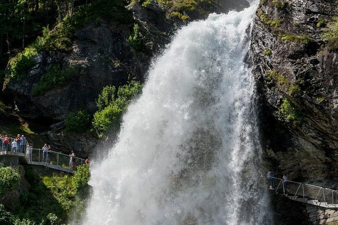 Private tour - Hardangerfjord, Voss Gondola & 4 Great Waterfalls - Your waterfall-to-fjord route: how the day flows