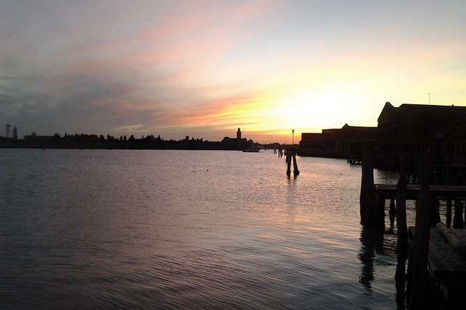 Private Tour: Venice Walk, Gondola, and Private Boat Tour ending on Murano Island with Venetian Lunch and Glass Factory Visit - The private boat to Murano: part travel, part mood change