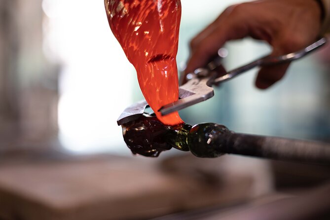 Private Tour: Venice Walk, Gondola, and Private Boat Tour ending on Murano Island with Venetian Lunch and Glass Factory Visit - Murano lunch and Colleoni glassworks: the moment you watch glass becoming itself