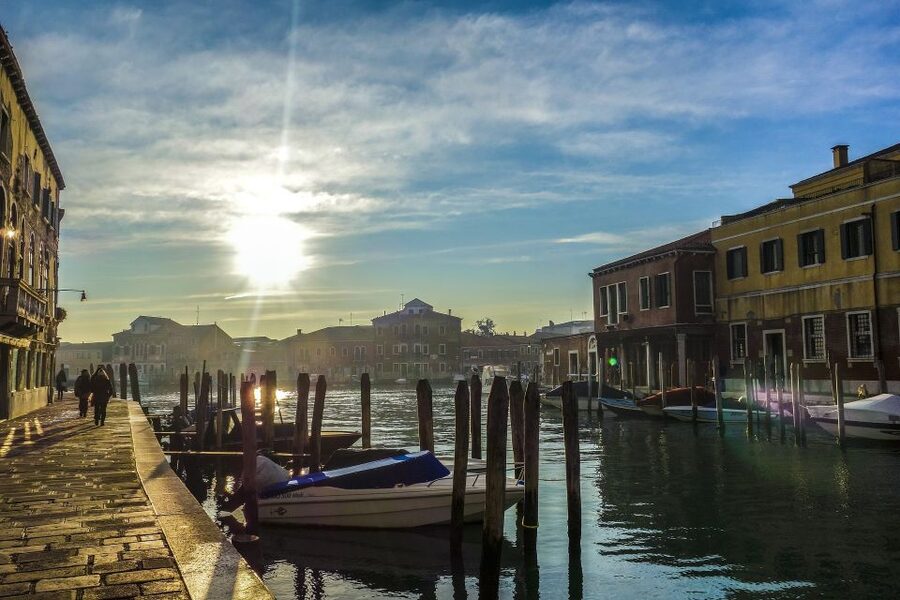 Private Venice Walking Tour and Gondola Ride - Meeting Between the St. Mark’s Columns: Start Where the City Finds You