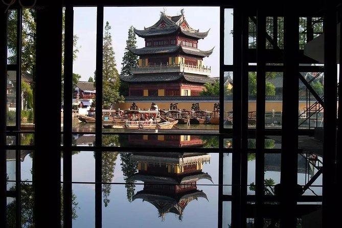 Private Zhujiajiao Ancient Town and Harmony Garden Day Tour with Gondola Ride - Zhujiajiao From Shanghai: a private day that moves at your speed