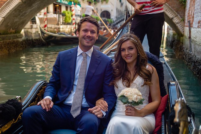 Renew your wedding vows on a romantic gondola - Gondola Base at Campiello Traghetto: Where the Ride Starts