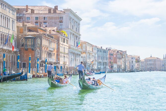 Romantic Venice: 30 Minute Gondola Ride with Serenade - The 30-minute route: Grand Canal first, then smaller lanes