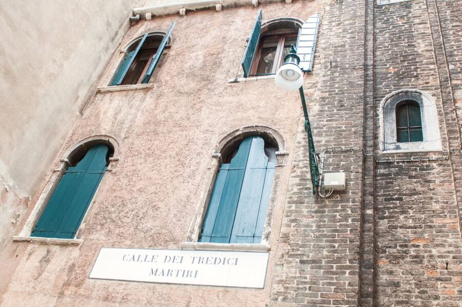 Secret Venice & Gondola Tour - What to Expect From the Group Experience (and Why It Matters)