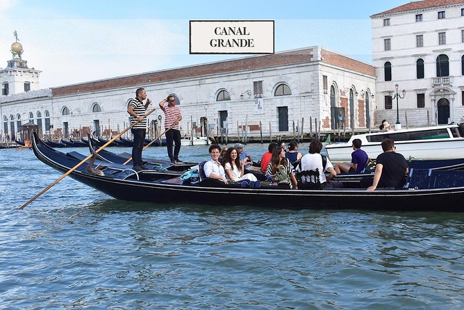 Shared Gondola Ride in Venice through enchanting Bridge of Sighs - Should you book it?