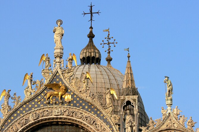 St. Mark’s Basilica Guided Tour with Venice Canals Gondola Ride - Grand Canal highlights you’ll spot during the ride