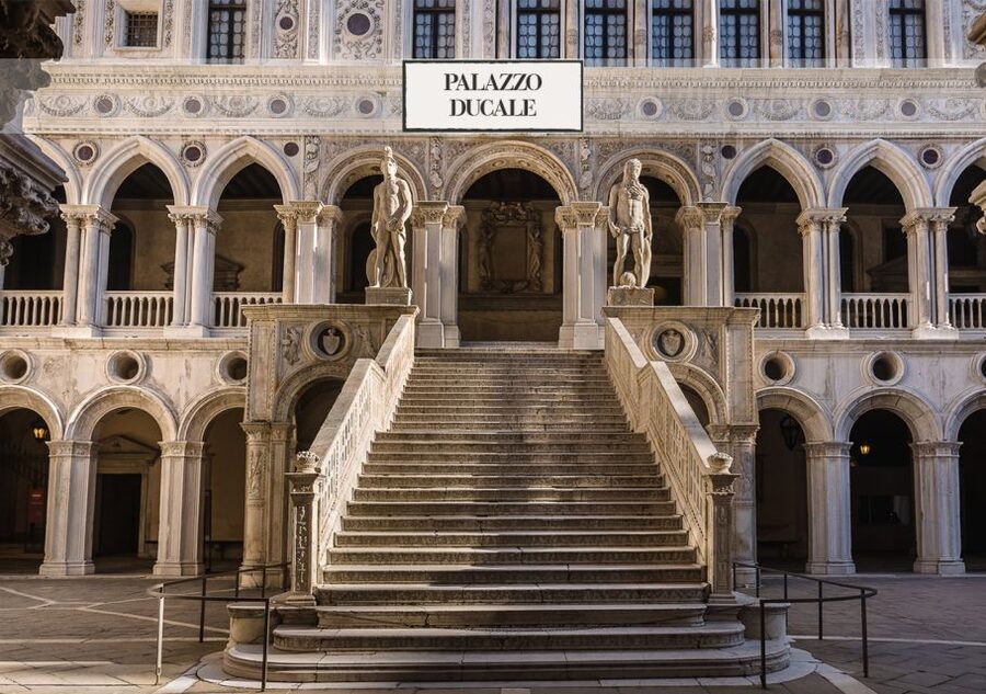 Tour of Doge's Palace and Gondola Ride - Quick hits before you go