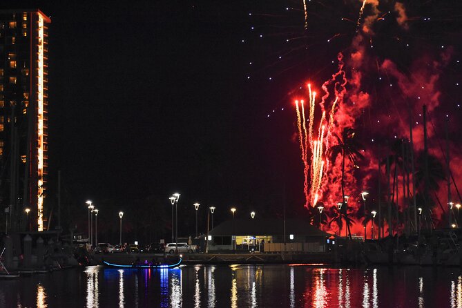 Valentine's Private Gondola Cruise in Waikiki with Drinks, Pastry - Price and value: $670 per group, and what you’re really buying