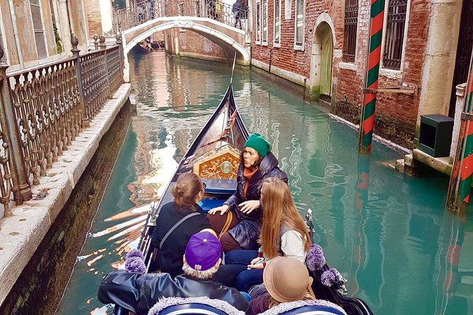 Venice: 30 min private Gondola Ride with Guide - The Big Sights You’ll Glide Past (and Why They Matter)