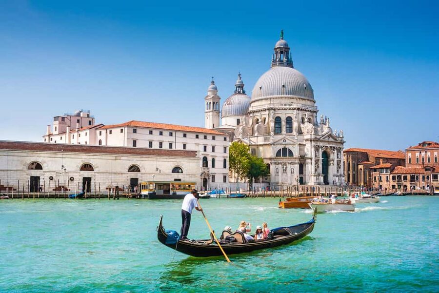 Venice: 30 minutes Enchanting Gondola Ride - What the Route Feels Like: From Small Canals to Grand Canal