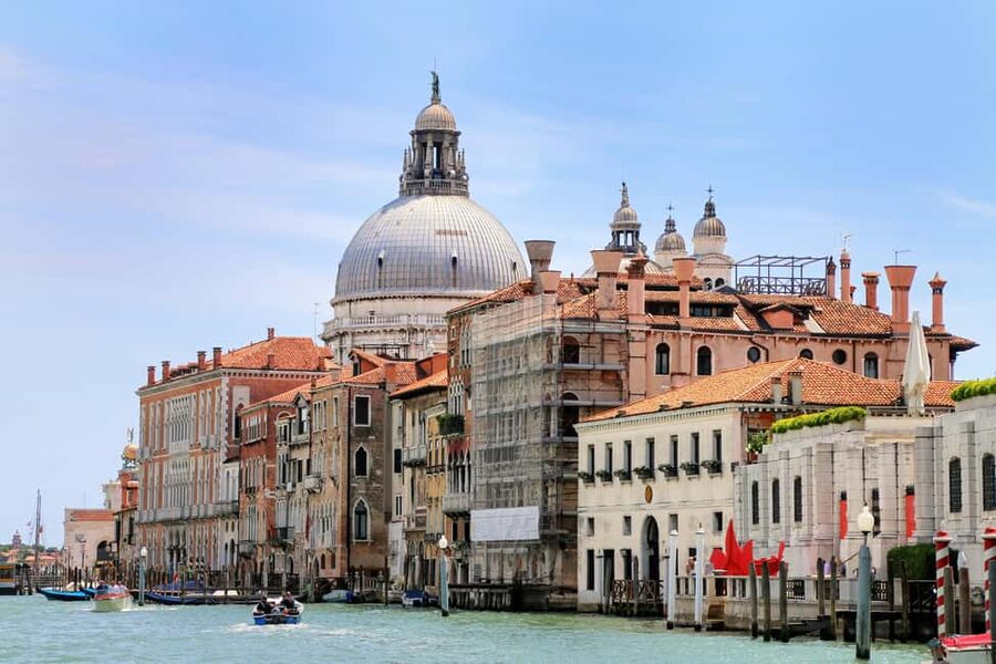 Venice: 30 minutes Enchanting Gondola Ride - Should You Book This Gondola Ride?